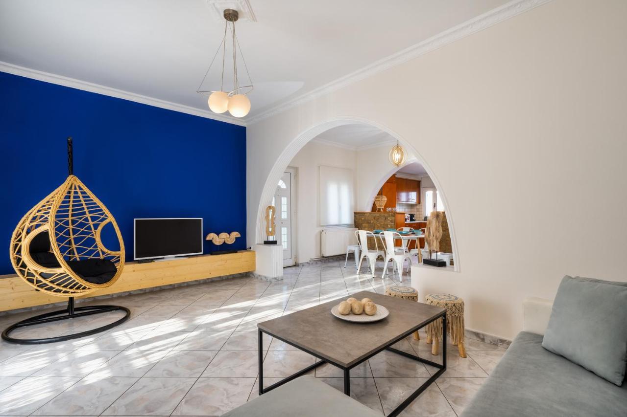 Modern 2 Bed Apartment In Downtown Of Fira 외부 사진